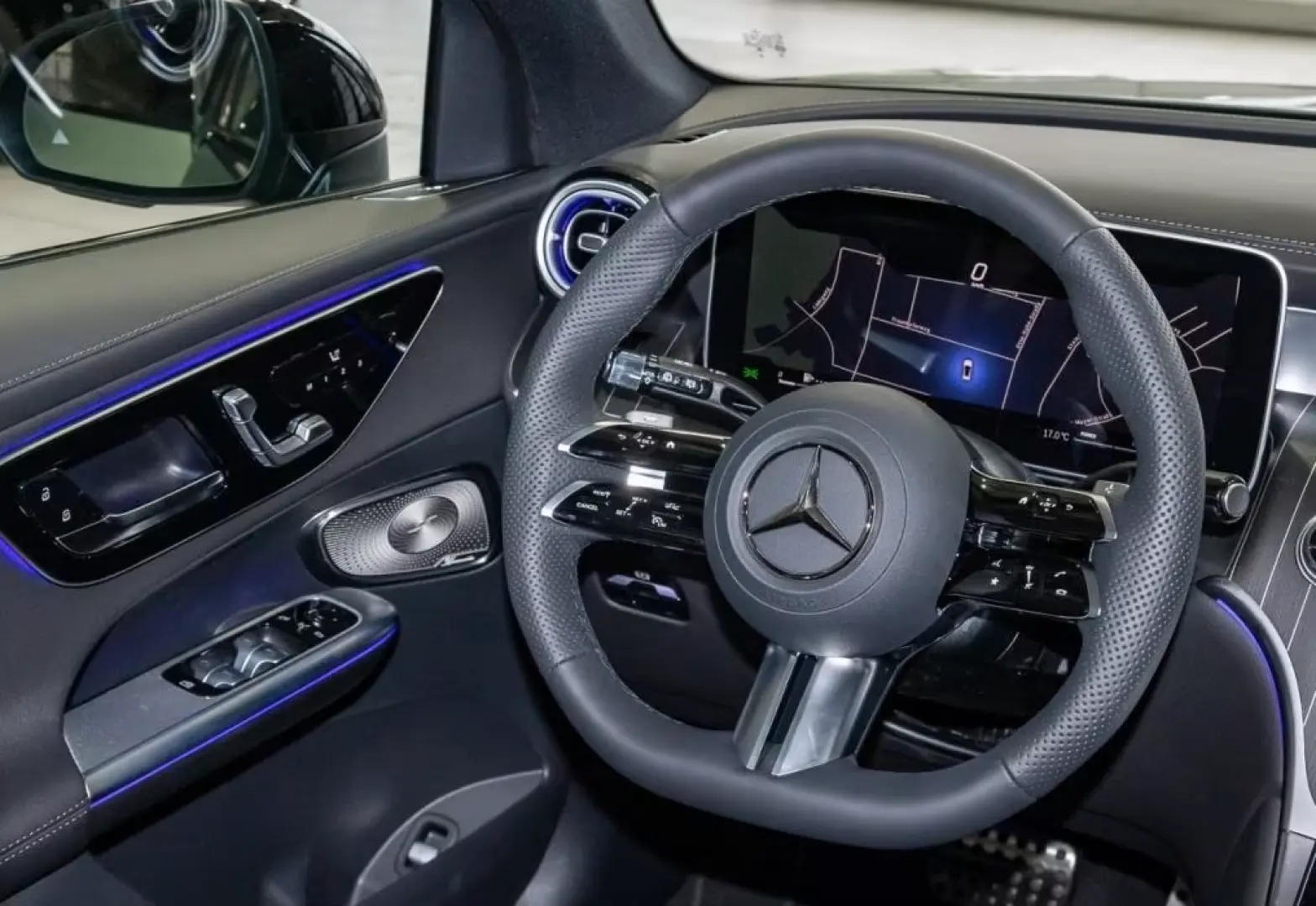 Mercedes-Benz GLC 300 d 4M AMG Line *AHK*KeyGo*Pano