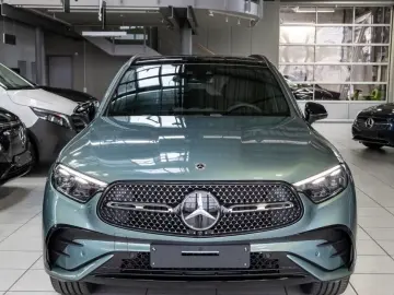 Mercedes-Benz GLC 300 d 4M AMG Line *AHK*KeyGo*Pano