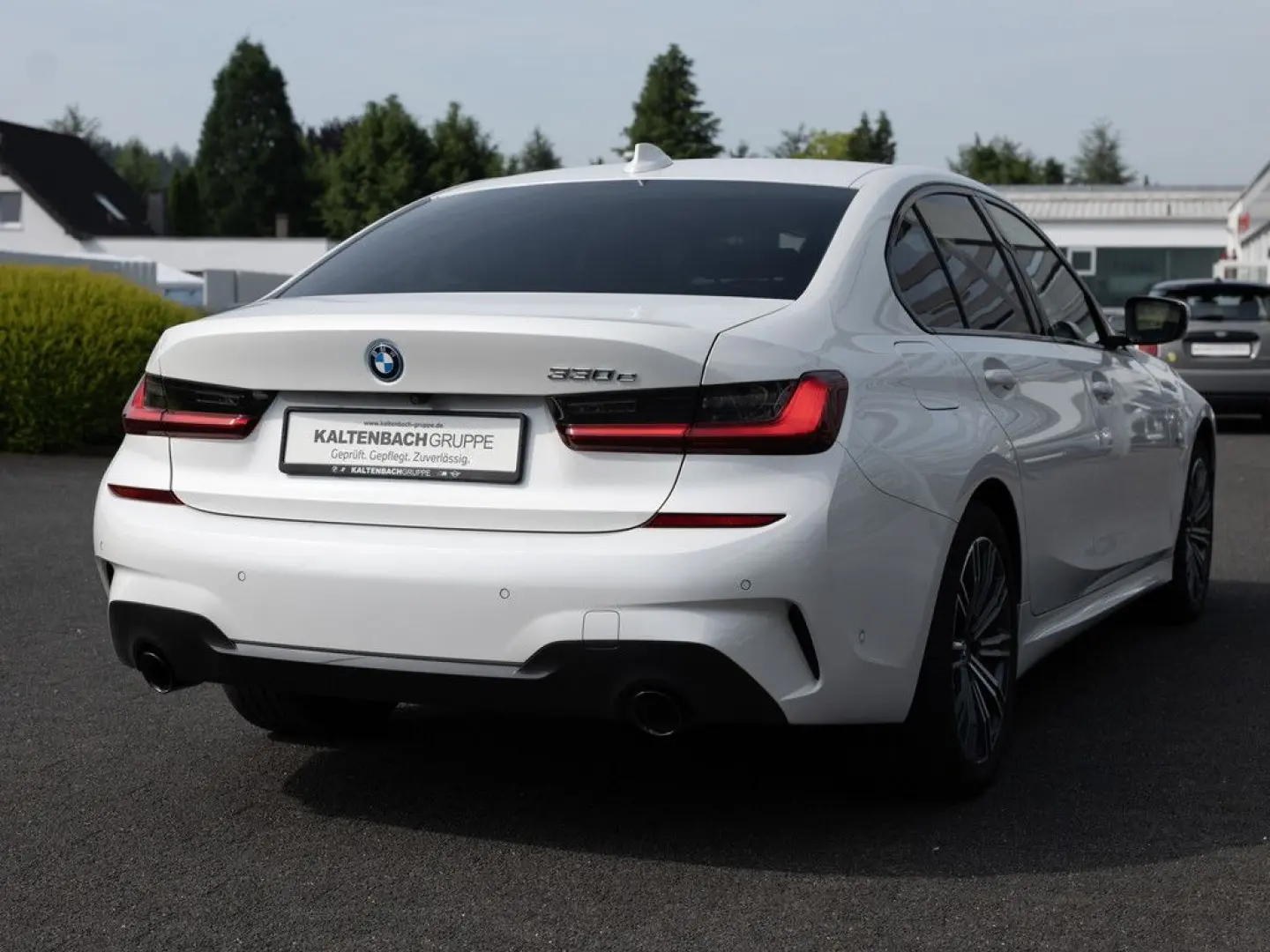 330e M-Sport HUD LASER LED W-LAN NAVI HGSD H/K