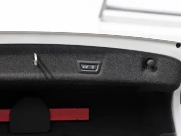 330e M-Sport HUD LASER LED W-LAN NAVI HGSD H/K