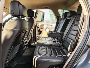 VW Touareg V6 TDI Style 231CP DSG 4Motion