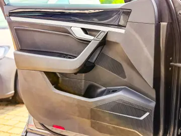 VW Touareg V6 TDI Style 231CP DSG 4Motion