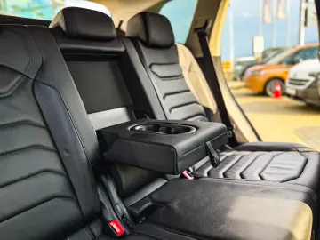 VW Touareg V6 TDI Style 231CP DSG 4Motion