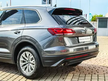 VW Touareg V6 TDI Style 231CP DSG 4Motion