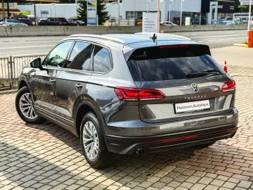 VW Touareg V6 TDI Style 231CP DSG 4Motion