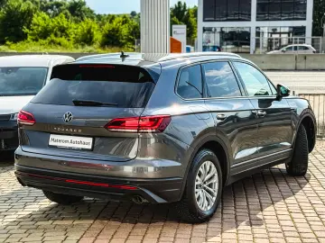 VW Touareg V6 TDI Style 231CP DSG 4Motion