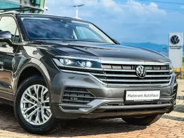 VW Touareg V6 TDI Style 231CP DSG 4Motion