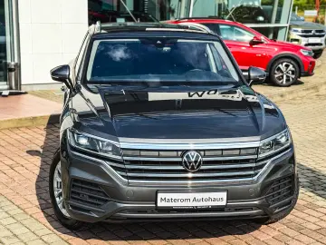 VW Touareg V6 TDI Style 231CP DSG 4Motion