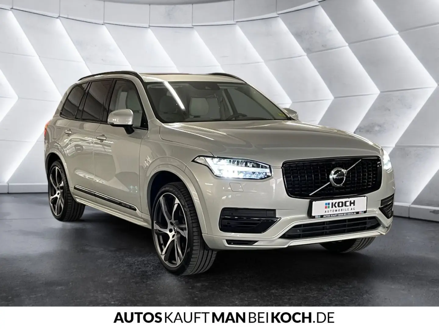 XC90 T8 Recharge AWD Inscr.PANO AHK ACC BLIS H&K