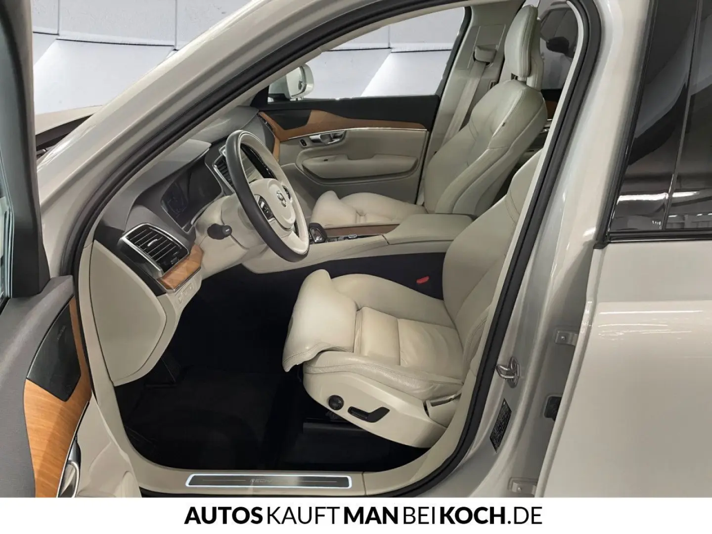 XC90 T8 Recharge AWD Inscr.PANO AHK ACC BLIS H&K
