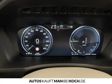 XC90 T8 Recharge AWD Inscr.PANO AHK ACC BLIS H&K