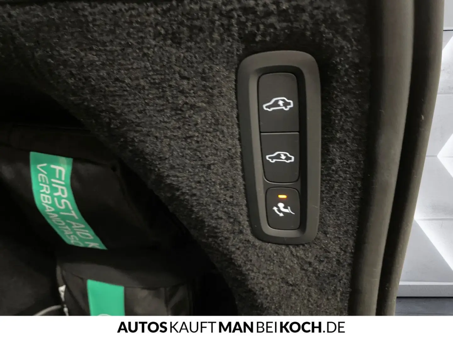 XC90 T8 Recharge AWD Inscr.PANO AHK ACC BLIS H&K
