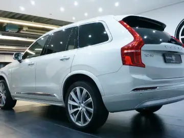 XC90 Plus BrightT8 Hybrid*360*7Sitz*Carplay*AWD