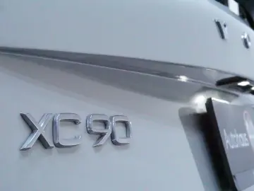 XC90 Plus BrightT8 Hybrid*360*7Sitz*Carplay*AWD