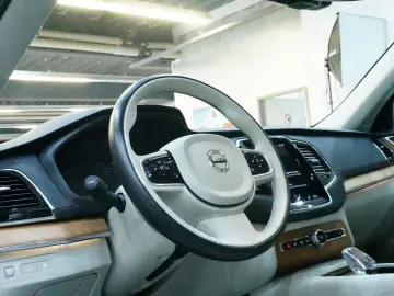 XC90 Plus BrightT8 Hybrid*360*7Sitz*Carplay*AWD
