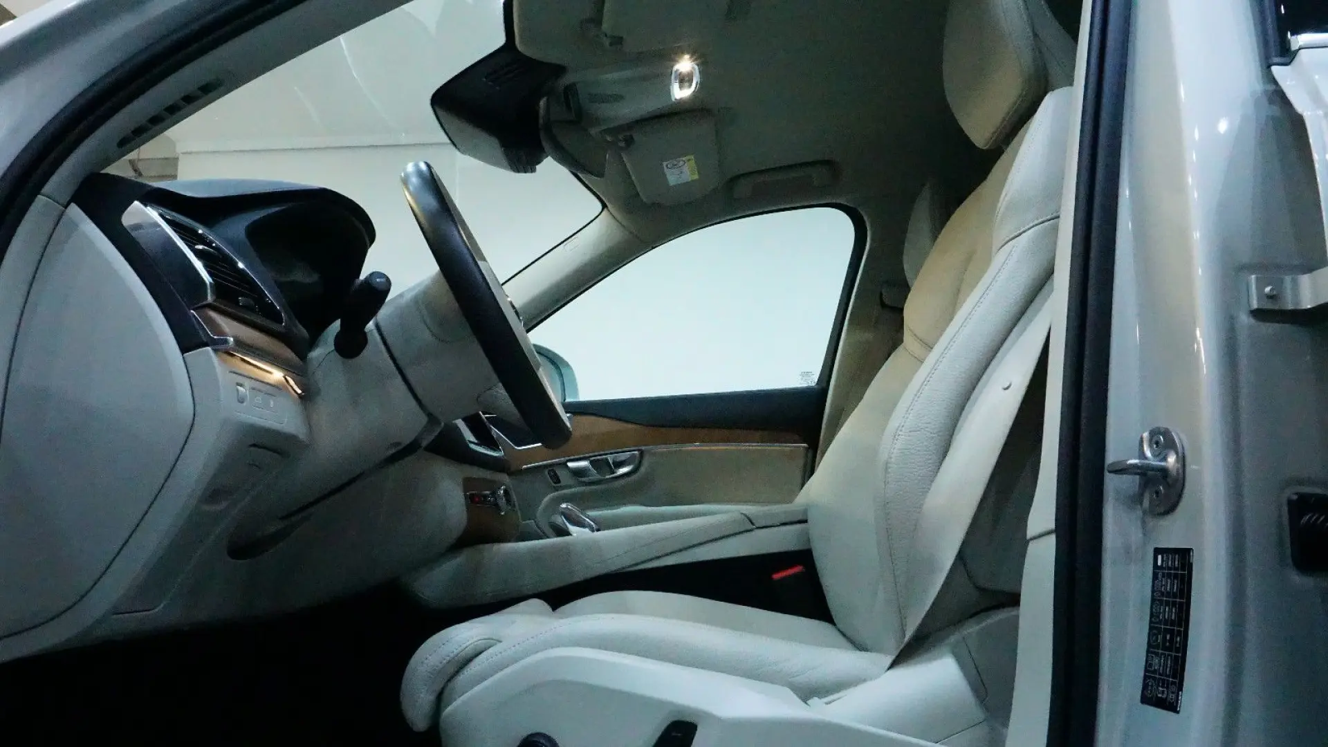 XC90 Plus BrightT8 Hybrid*360*7Sitz*Carplay*AWD