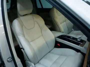 XC90 Plus BrightT8 Hybrid*360*7Sitz*Carplay*AWD