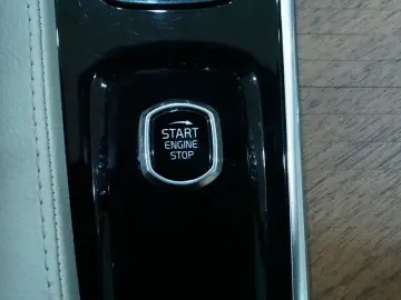 XC90 Plus BrightT8 Hybrid*360*7Sitz*Carplay*AWD