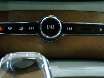 XC90 Plus BrightT8 Hybrid*360*7Sitz*Carplay*AWD
