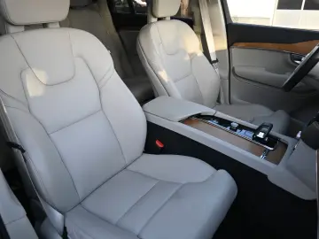 XC90 Inscription  Plug-In 360°Pano*VOLL LED*LUFT