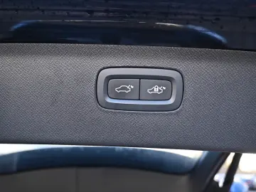 XC90 Inscription  Plug-In 360°Pano*VOLL LED*LUFT