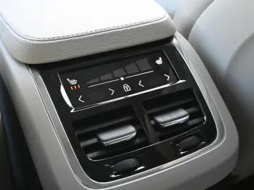 XC90 Inscription  Plug-In 360°Pano*VOLL LED*LUFT