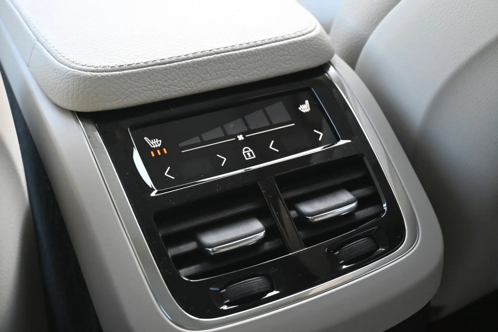 XC90 Inscription  Plug-In 360°Pano*VOLL LED*LUFT