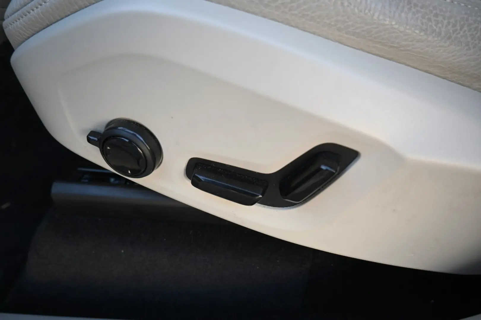 XC90 Inscription  Plug-In 360°Pano*VOLL LED*LUFT