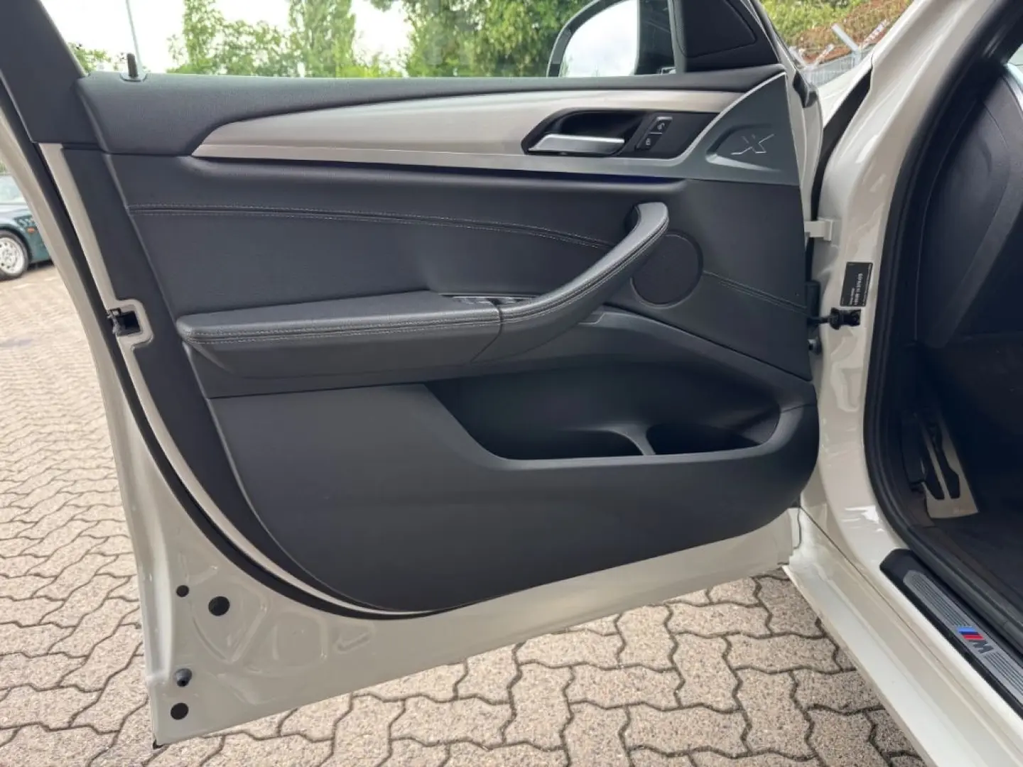 X4 xDrive 20d Sportpaket HUD AHK El. Panodach  L
