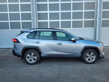 RAV 4 Comfort, ACC, LED, Virtual, 4x4, Garantie