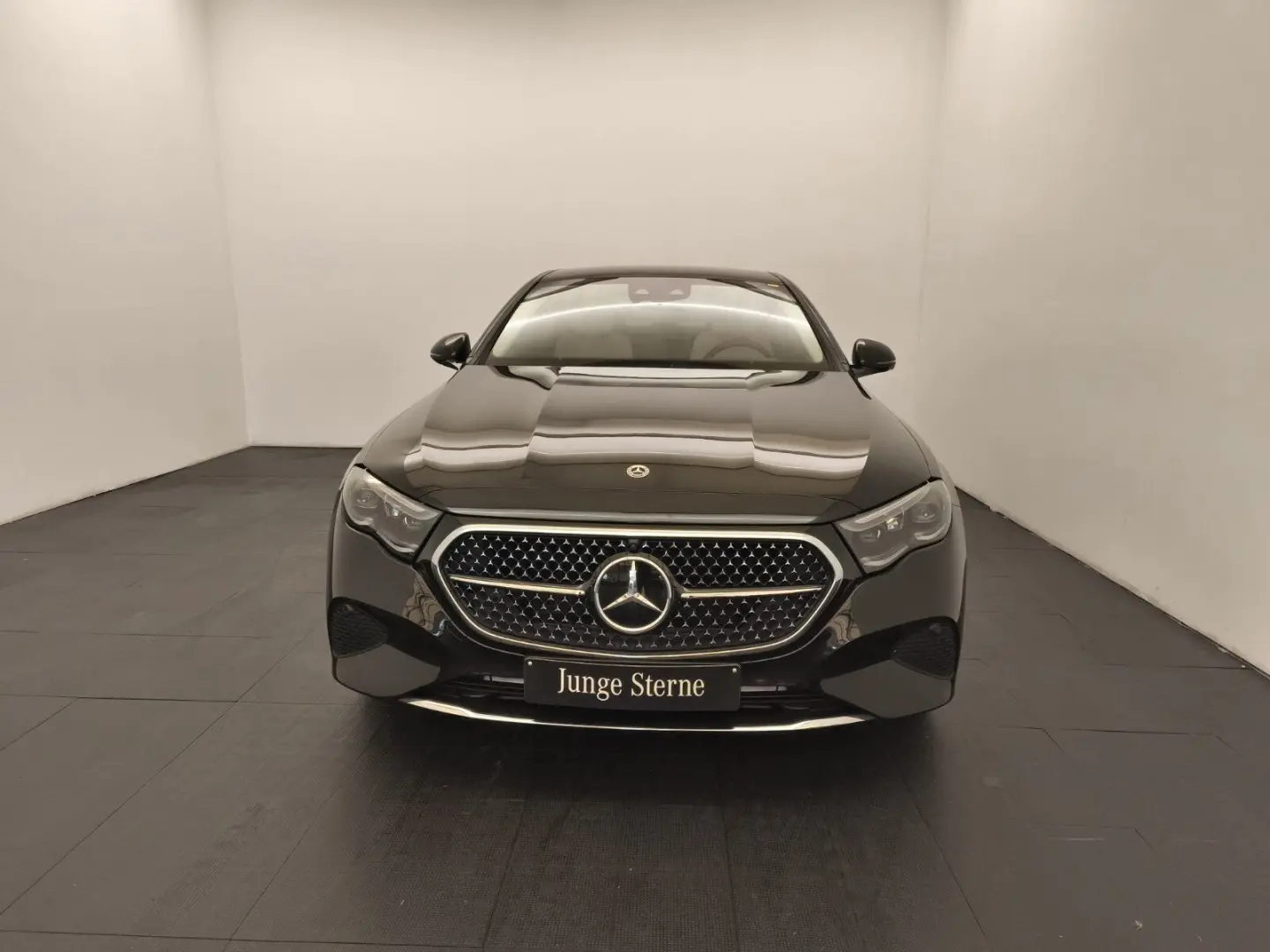 E 300 de 4M Advanced Plus Superscreen Pano Burme
