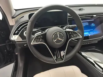 E 300 de 4M Advanced Plus Superscreen Pano Burme