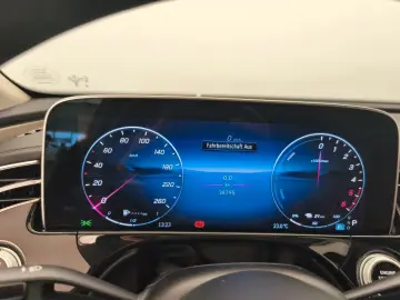 E 300 de 4M Advanced Plus Superscreen Pano Burme