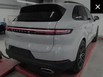 Cayenne E-Hybrid*Luft*AHK*Pano*Massage* BOSE*