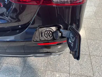 E 300 de*GSHD*Head-up*360°Cam*Memory*DISTRONIC*