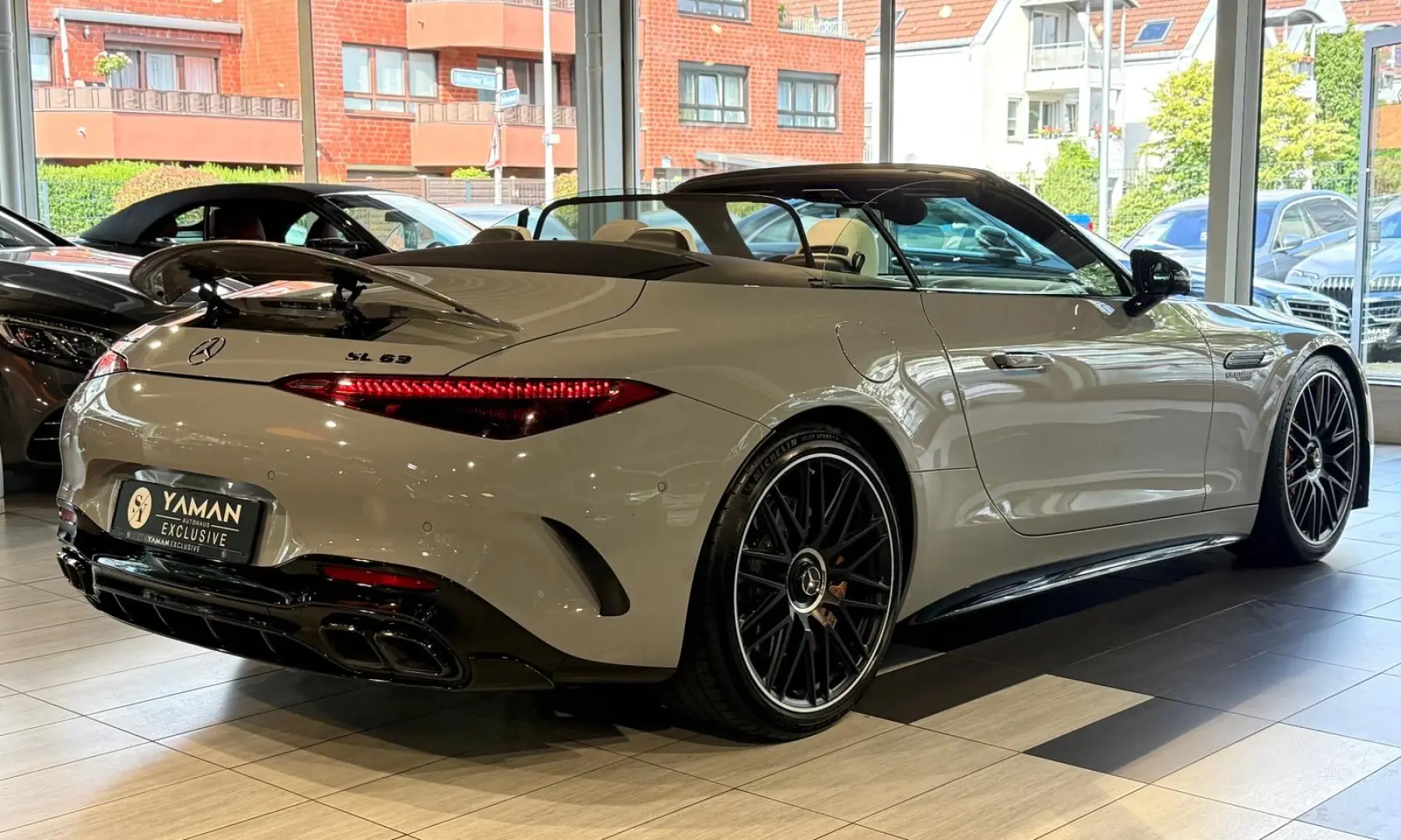 SL 63 AMG 4Matic*Aero*Keramik*PremiumPlus*HuD*