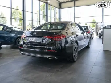 C 200 4Matic *AMG-RÄDER*SCHIEBEDACH*DISTR.+*
