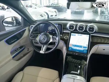 C 200 4Matic *AMG-RÄDER*SCHIEBEDACH*DISTR.+*