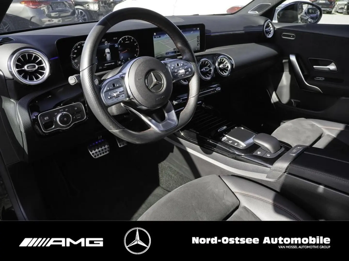 A 35 AMG 4M DISTR MULTIBEAM NIGHT BURMESTER PANO