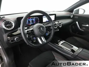 CLA 35 4M Coupé MBUX RFK KeyGO LED Spur Navi