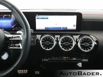 CLA 35 4M Coupé MBUX RFK KeyGO LED Spur Navi