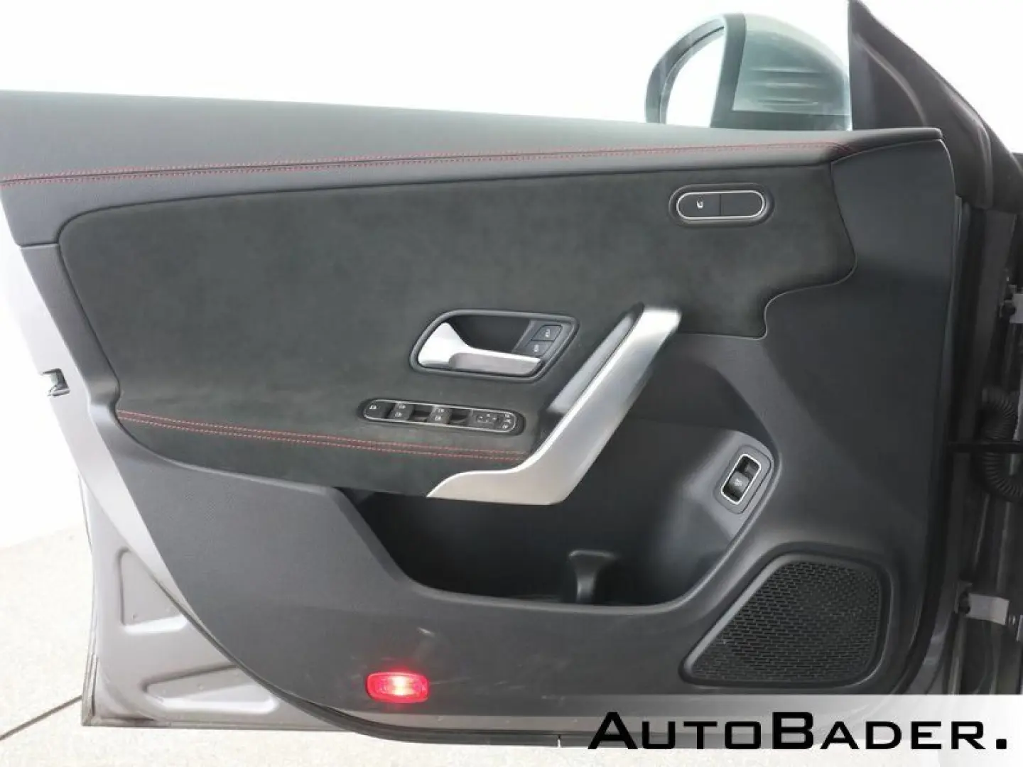 CLA 35 4M Coupé MBUX RFK KeyGO LED Spur Navi
