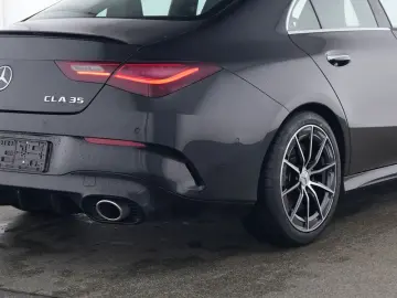 CLA 35 AMG 4M Coupé LED+MBUX+Wide+Park+Keylessgo