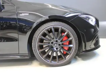 AMG CLA 35 4M CP *AERO Panorama Night Multibeam