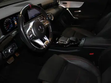 AMG CLA 35 4M CP *AERO Panorama Night Multibeam