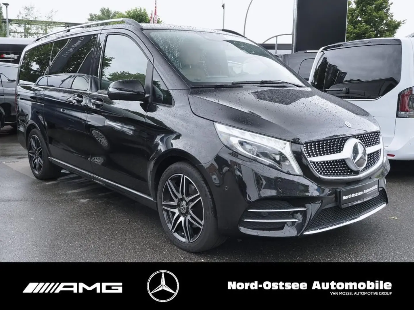 V 300 AVANTGARDE EDITION LANG AMG LED PANO AHK