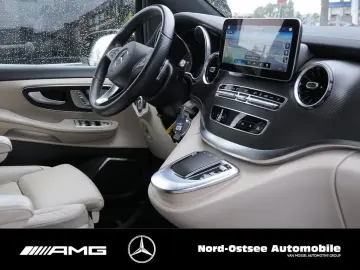 V 300 AVANTGARDE EDITION LANG AMG LED PANO AHK