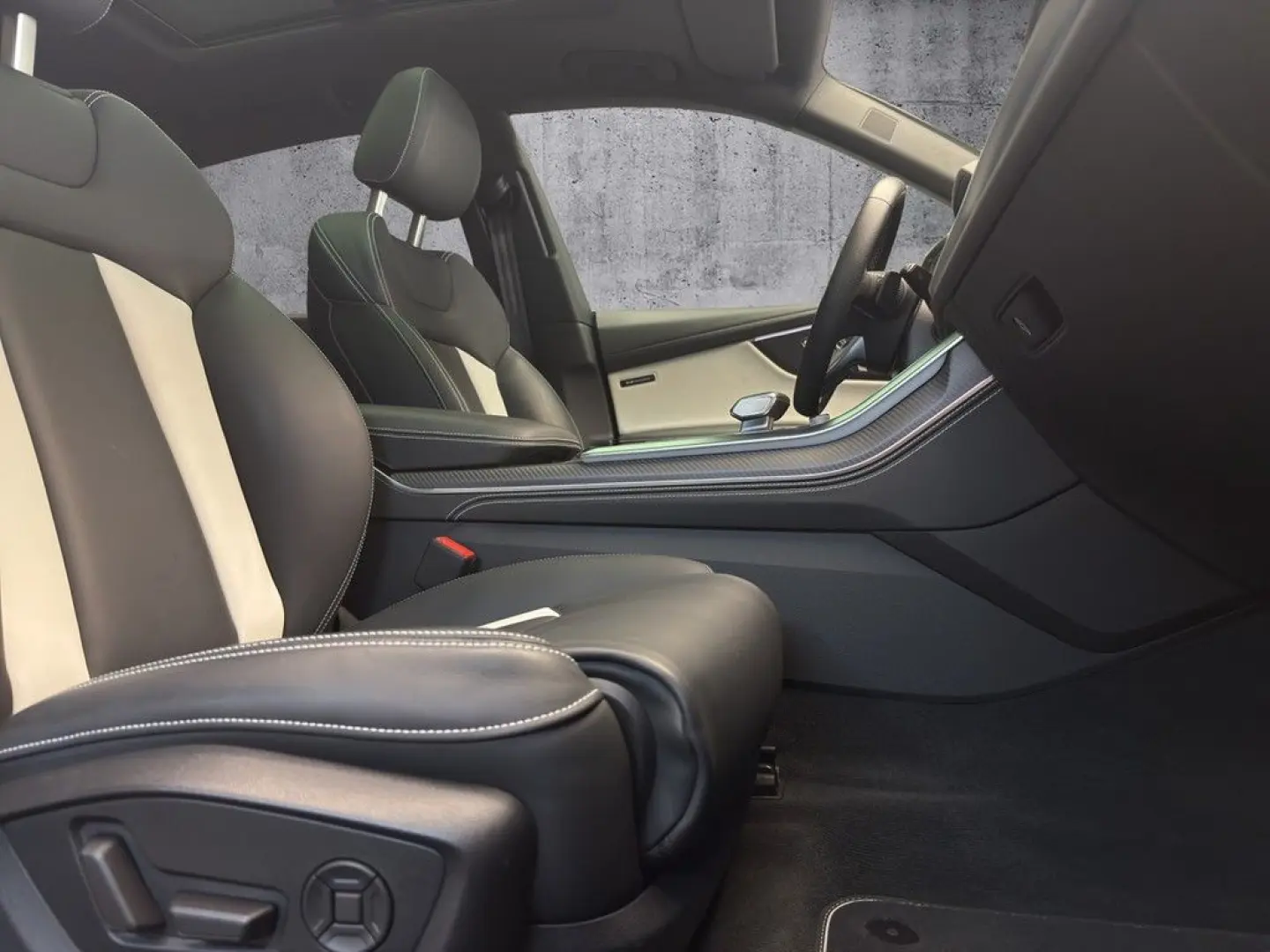 Q8 50 TDI quattro S line Laserlicht/Pano/STHZG/2