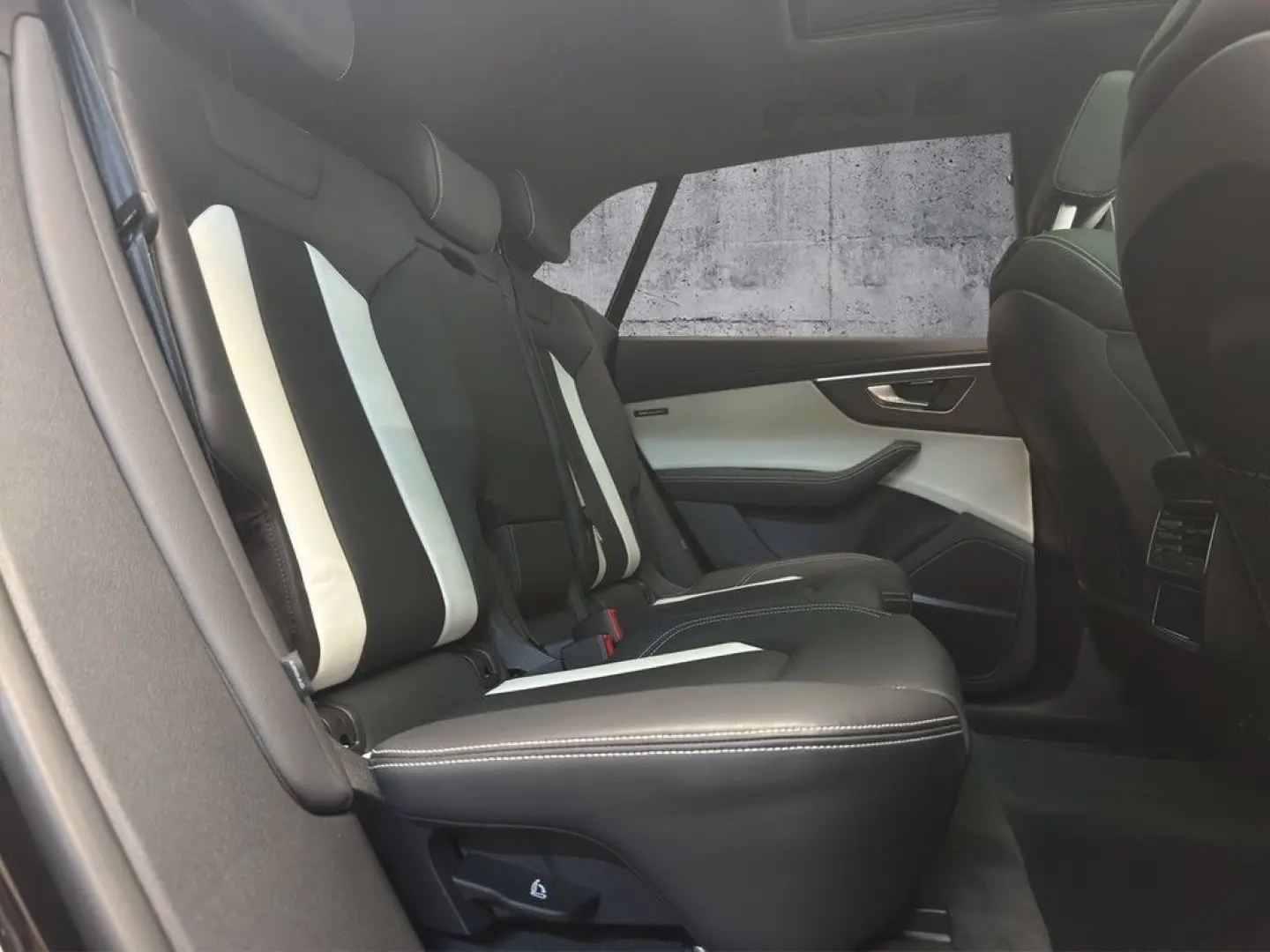 Q8 50 TDI quattro S line Laserlicht/Pano/STHZG/2