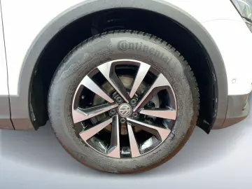 Tiguan 1.5 TSI IQ. Drive AHK LED ACC HuD VW Conn